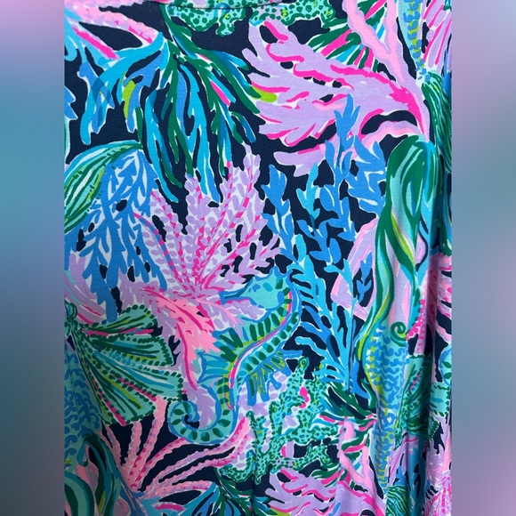 Lilly Pulitzer Eiza Top High Tide Navy Bringing Mermaid Back - Picture 2 of 7